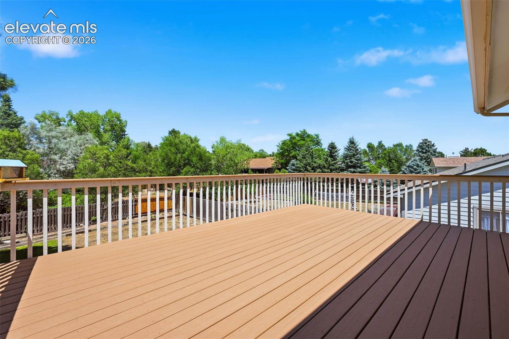 Oversized Deck 