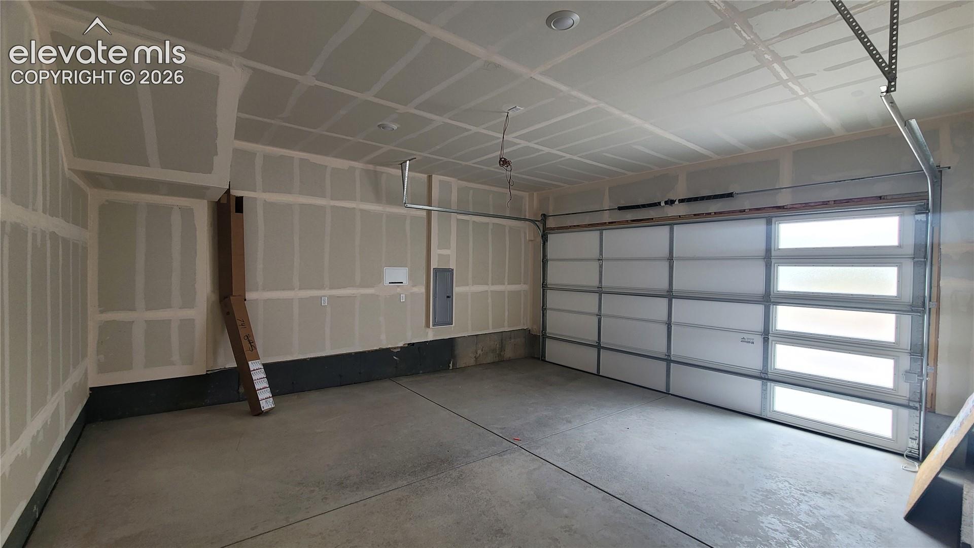2-Car Garage! 