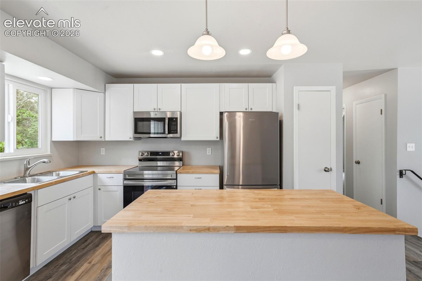 Photo 8 of 4506 Adieu Circle, Colorado Springs