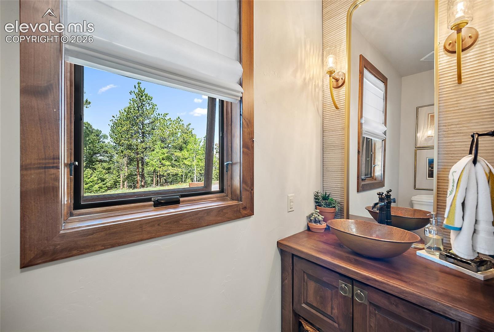 Main level powder room