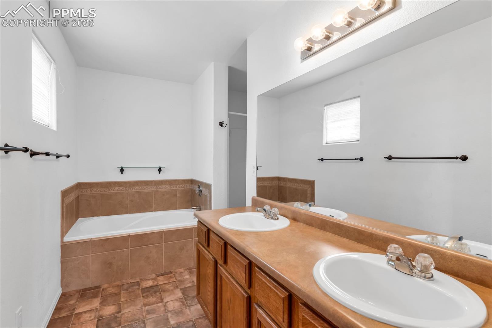 Photo 15 of 5043 Thrush Drive, Pueblo