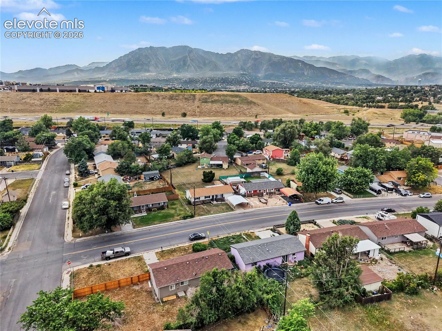 1076 Maxwell St, Colorado Springs, CO 80906