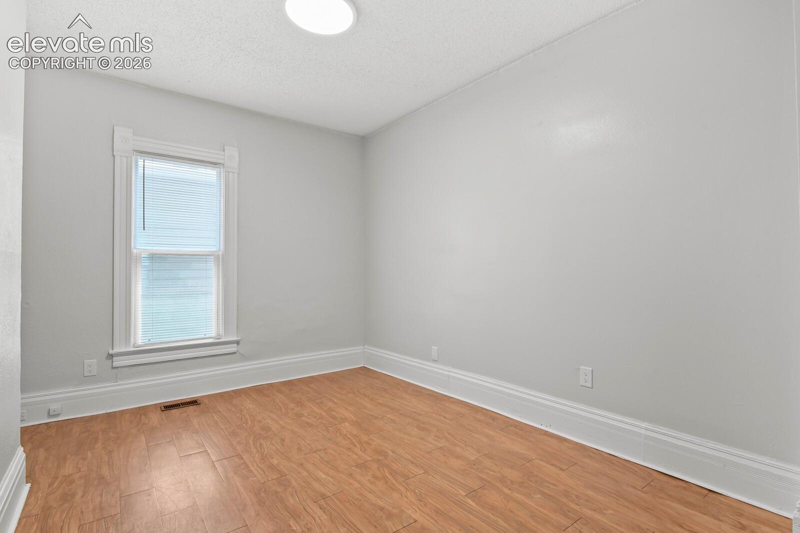 Photo 15 of 712 N Walnut Street, Colorado Springs
