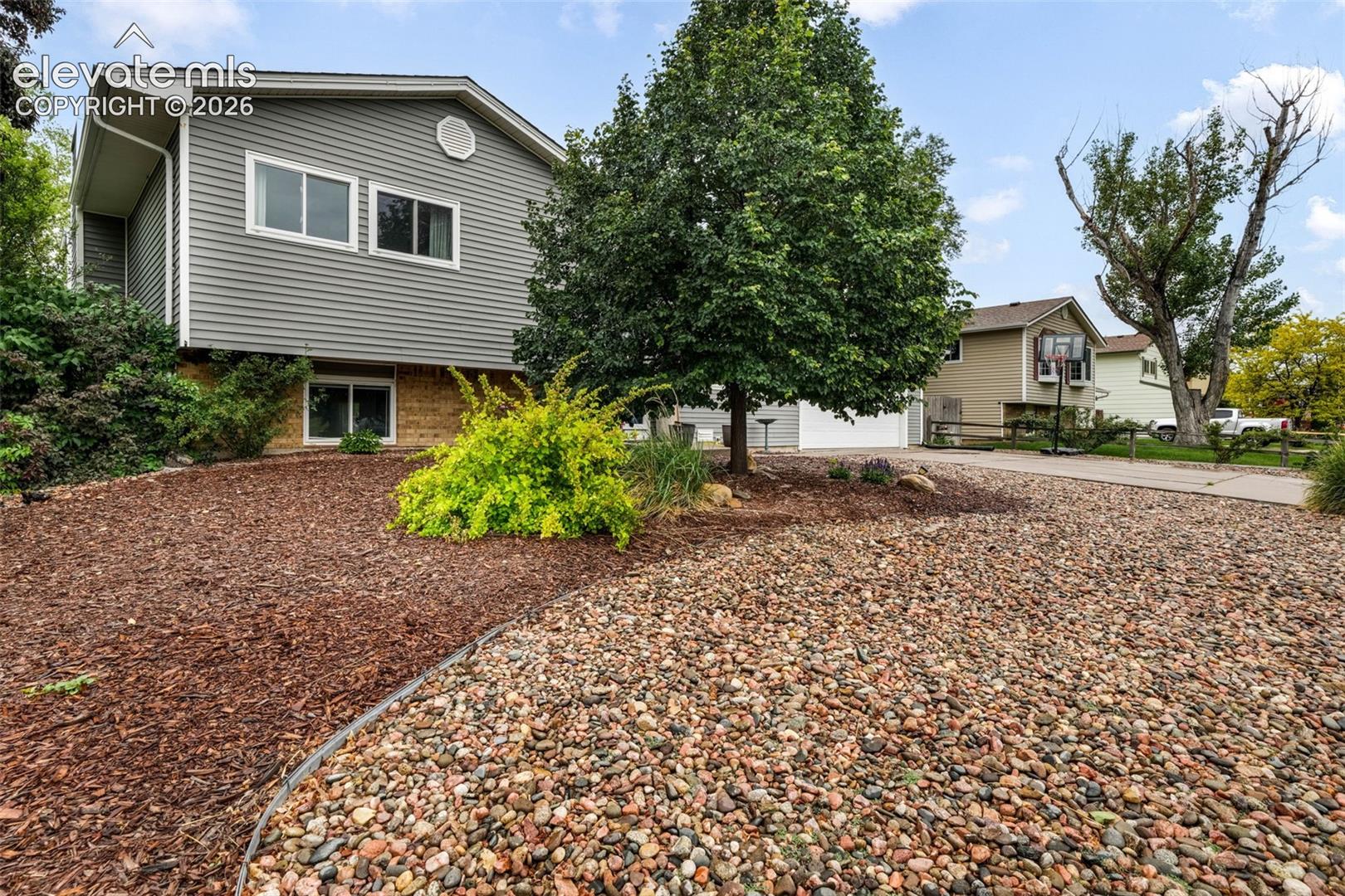 7175 Woody Creek Dr, Colorado Springs, CO 80911