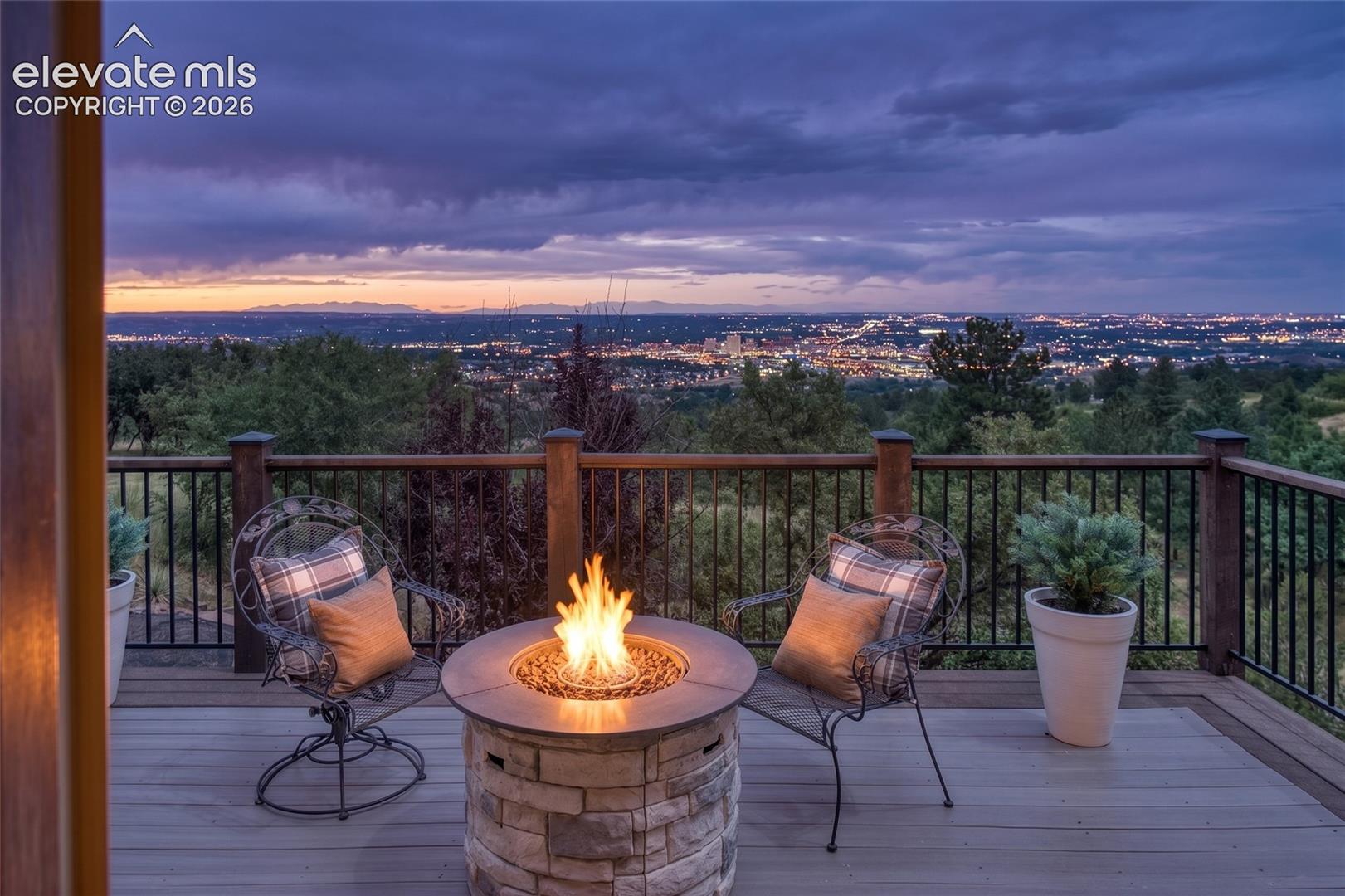 Photo 17 of 585 Vista Grande Drive, Colorado Springs
