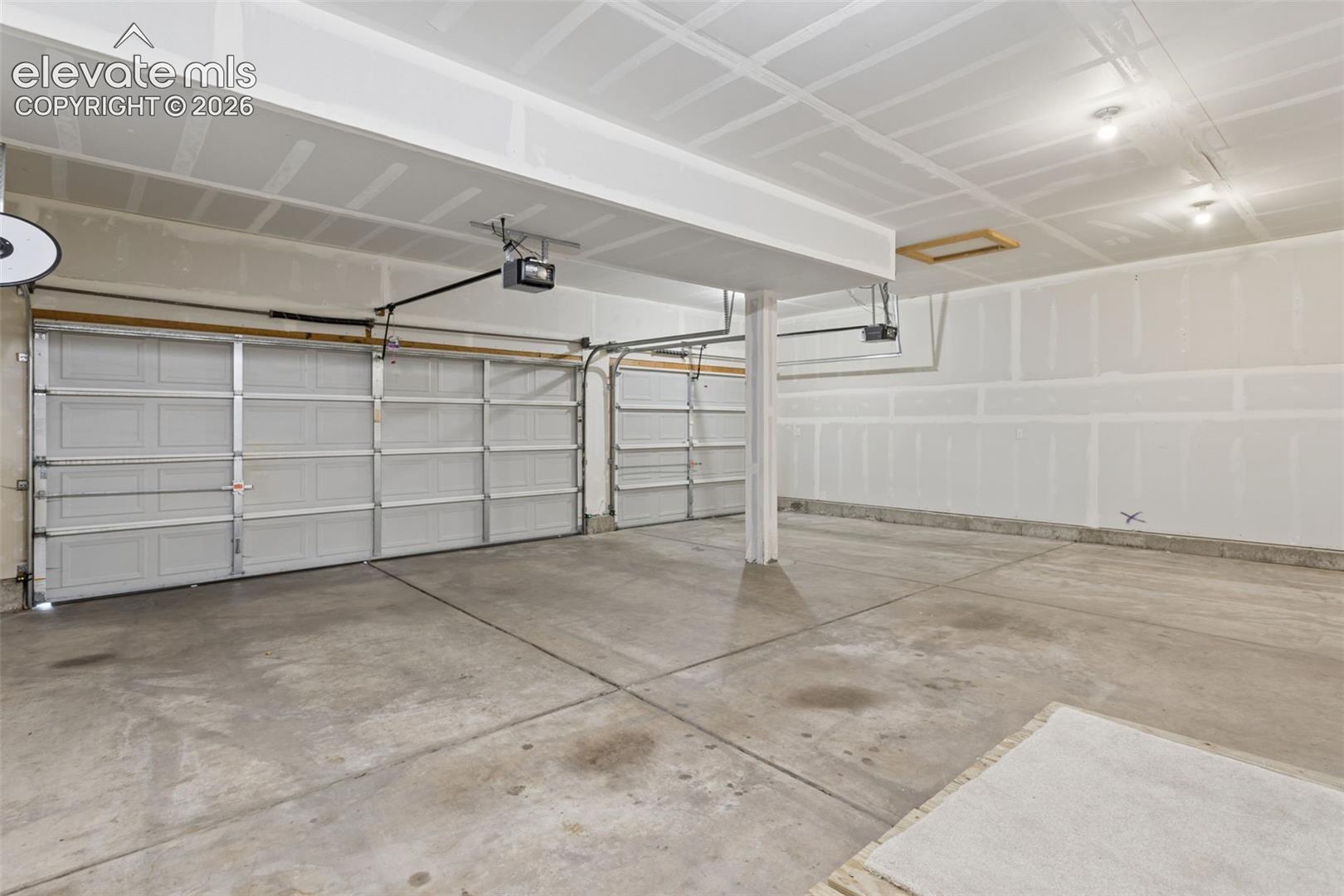 Enjoy the spacious 3 car garage!