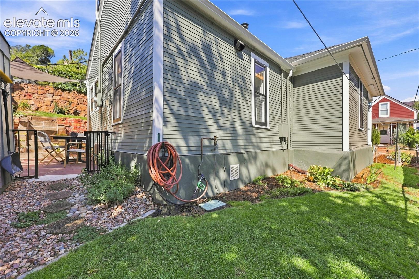 7 Waltham Ave, Manitou Springs, CO 80829