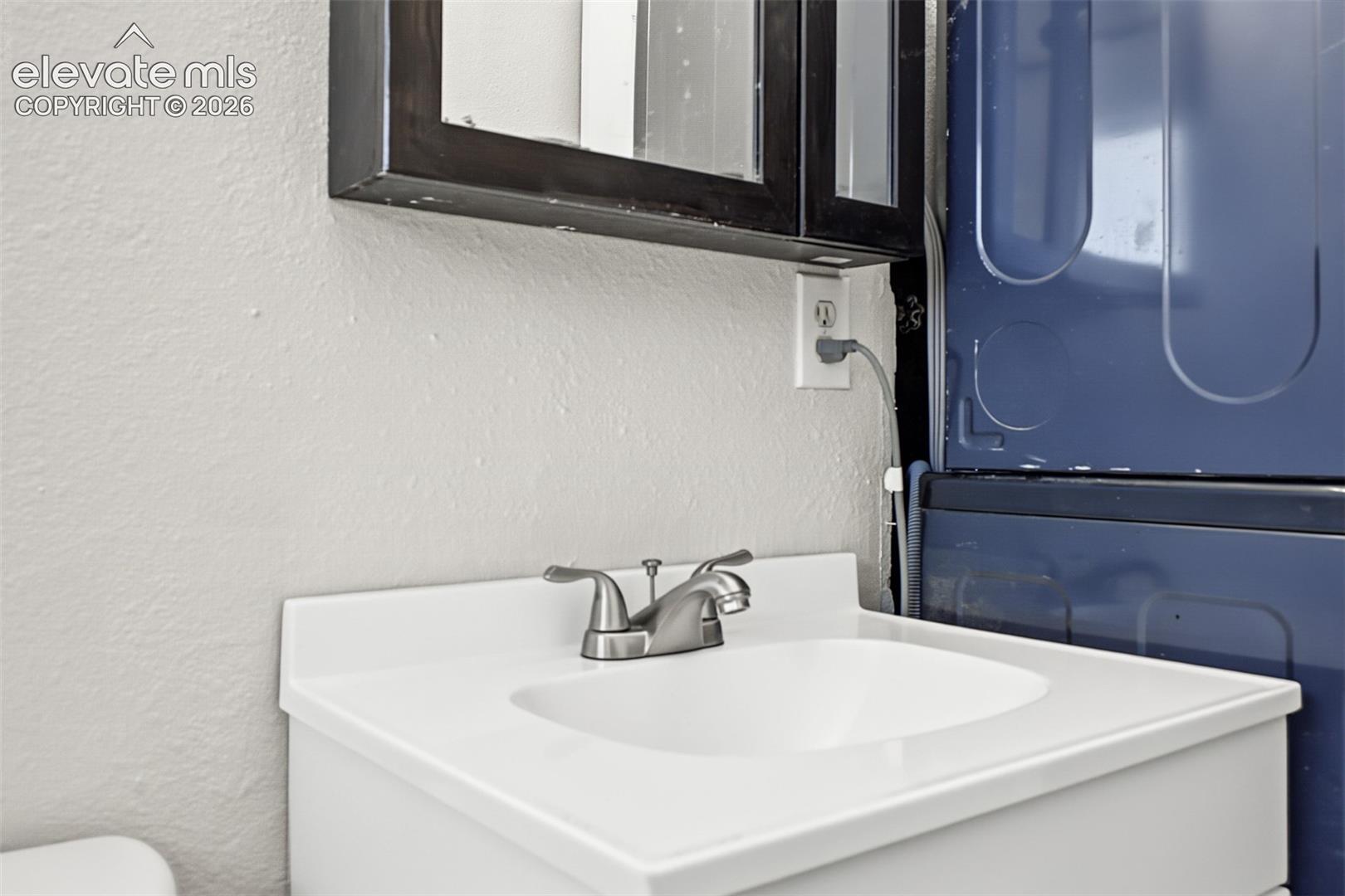 New Vanity Sink