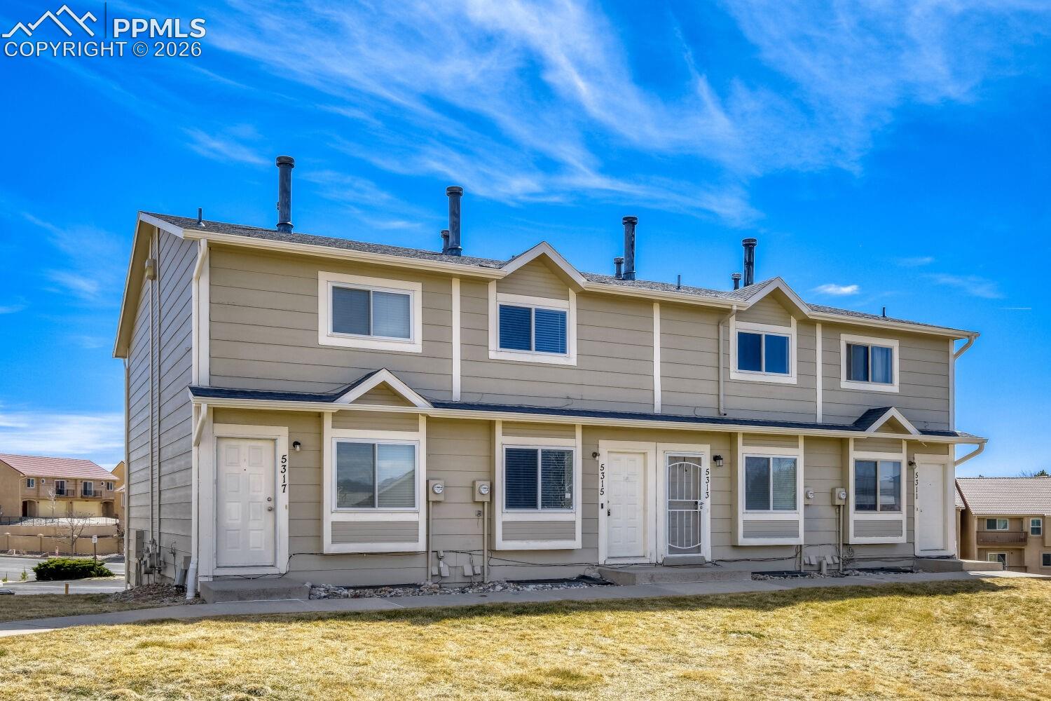 5315 Solar Ridge Dr, Colorado Springs, CO 80917
