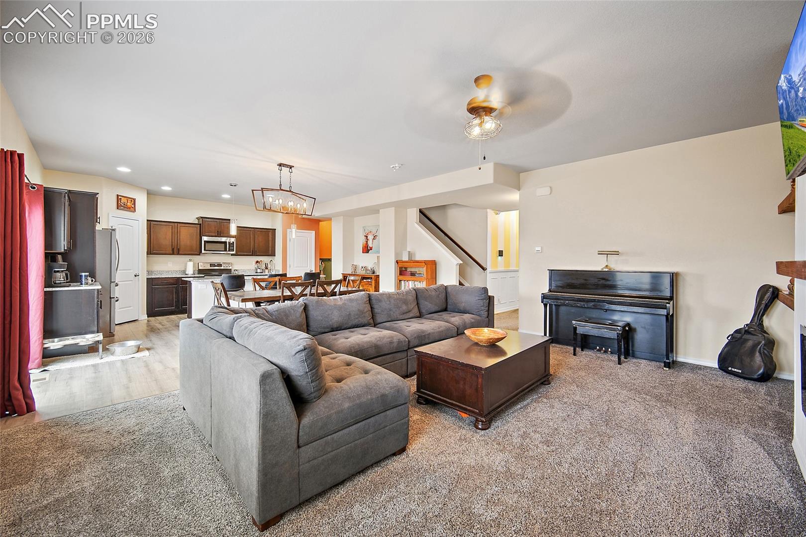 Photo 11 of 7702 Berwyn Loop, Peyton
