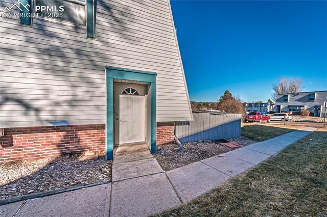 2997 Fountain Blvd, Colorado Springs, CO 80910