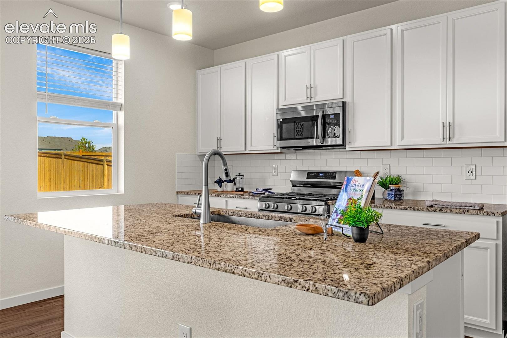 Photo 8 of 8122 Goldenray Place, Colorado Springs