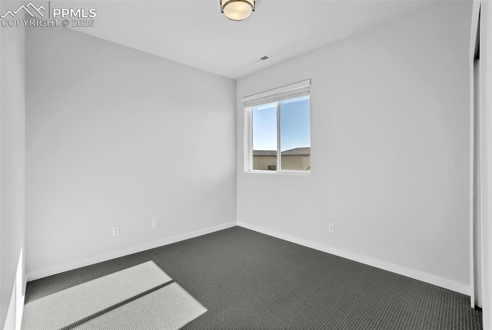 Upper level unit