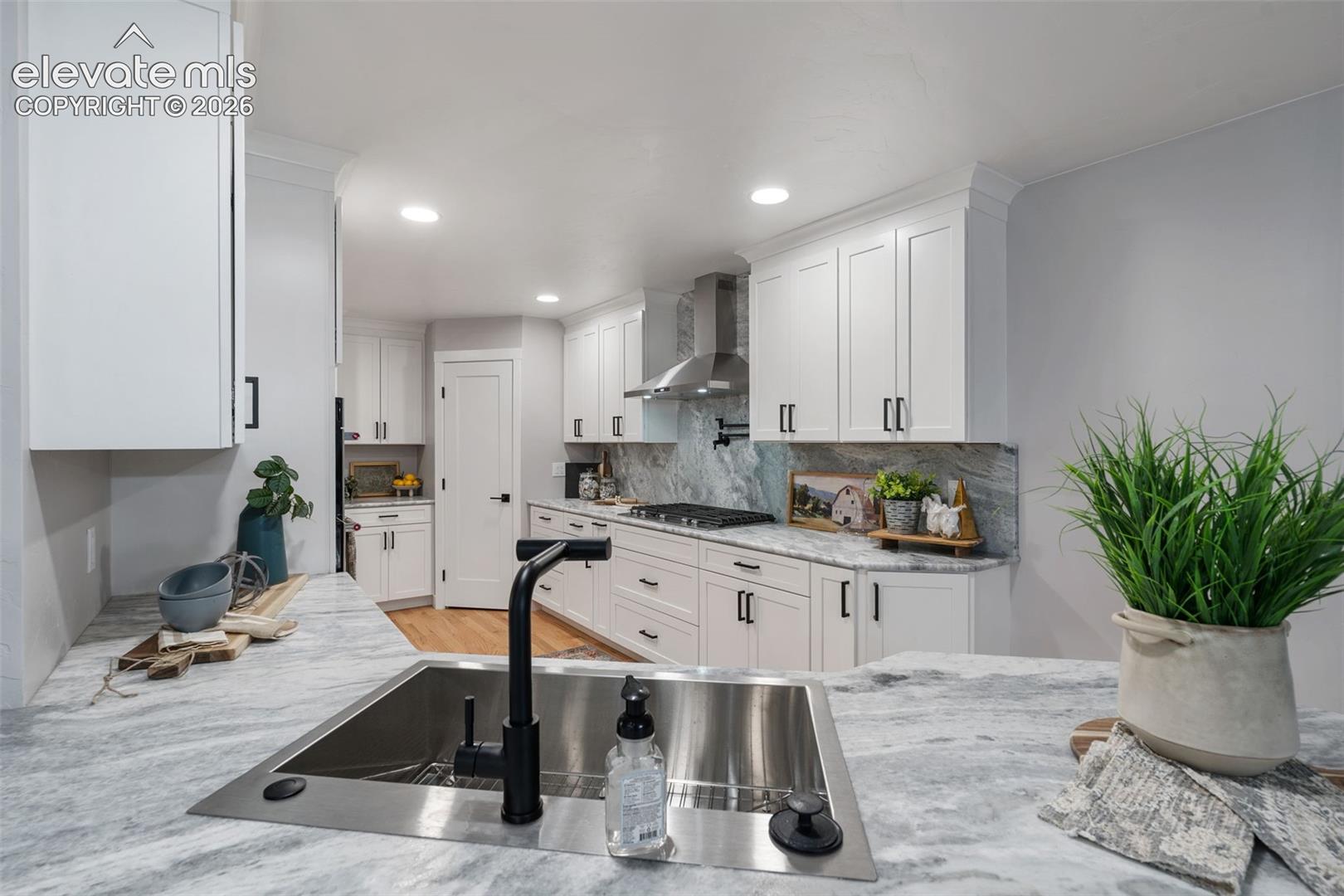 Photo 10 of 526 Penrose Boulevard, Colorado Springs