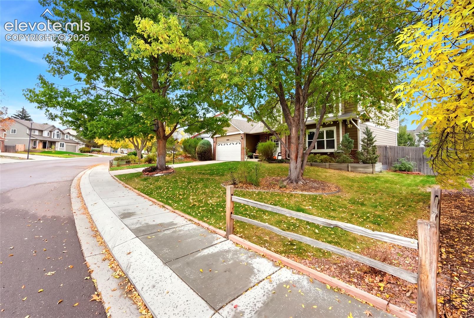 Photo 3 of 4880 Ramblewood Drive, Colorado Springs