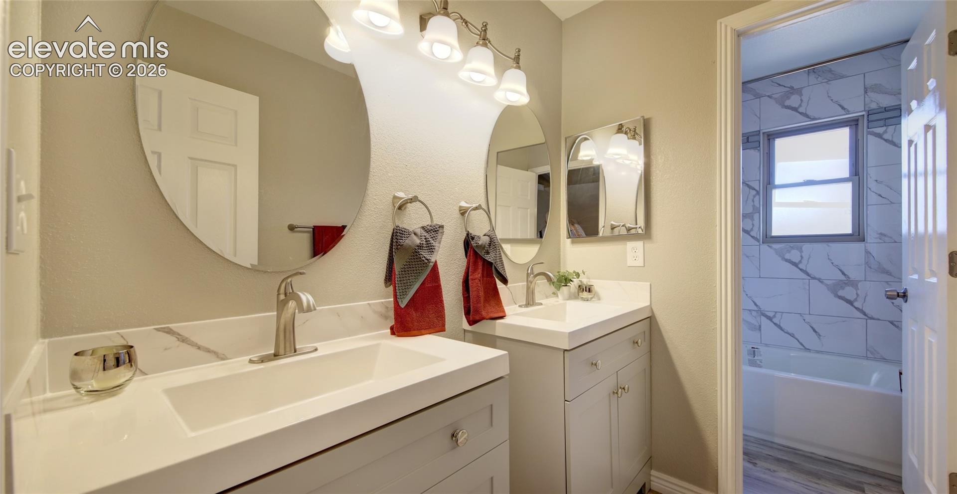 Secondary bathroom upstairs