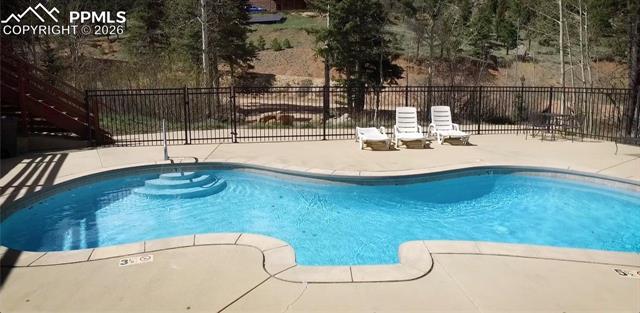 Crystal Park Community swimming pool!!! Heated to about 94 degrees...