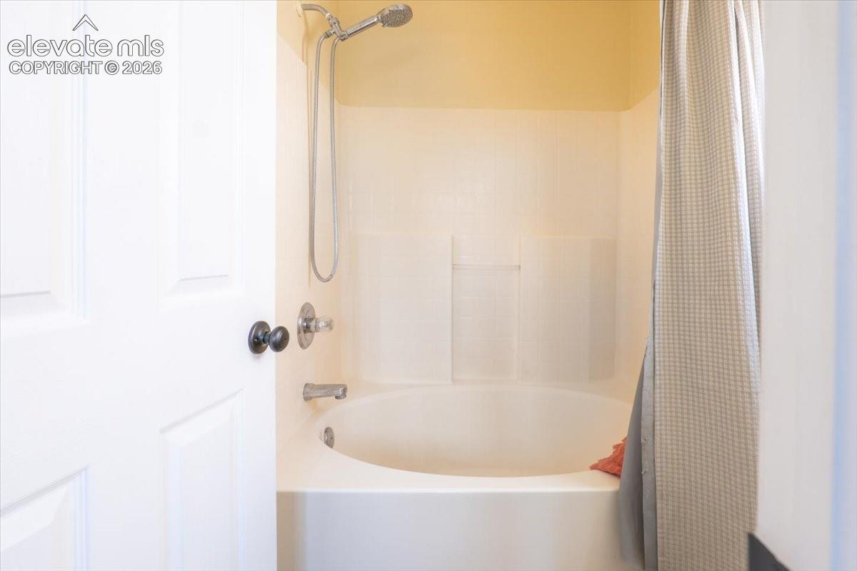 Separate shower and toilet room