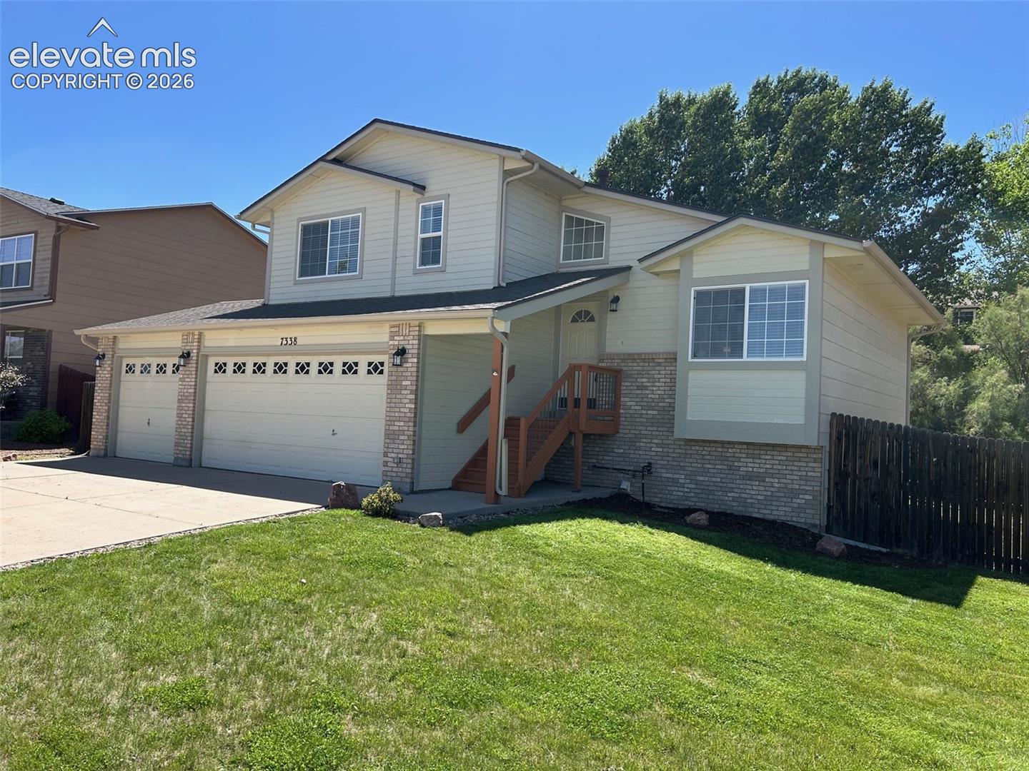7338 Theresa Dr, Colorado Springs, CO 80925