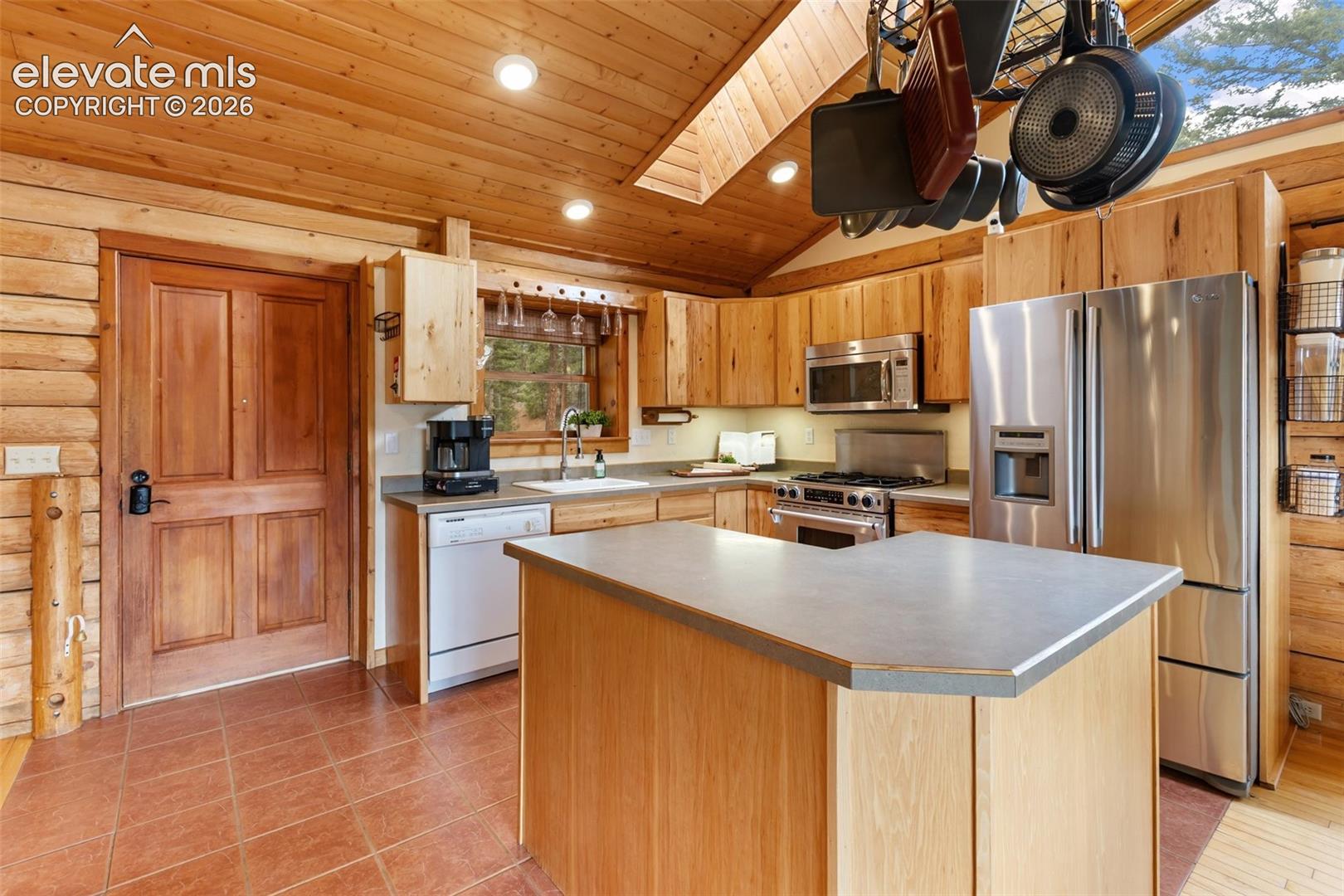 Photo 10 of 918 Douglas Fir Drive, Woodland Park