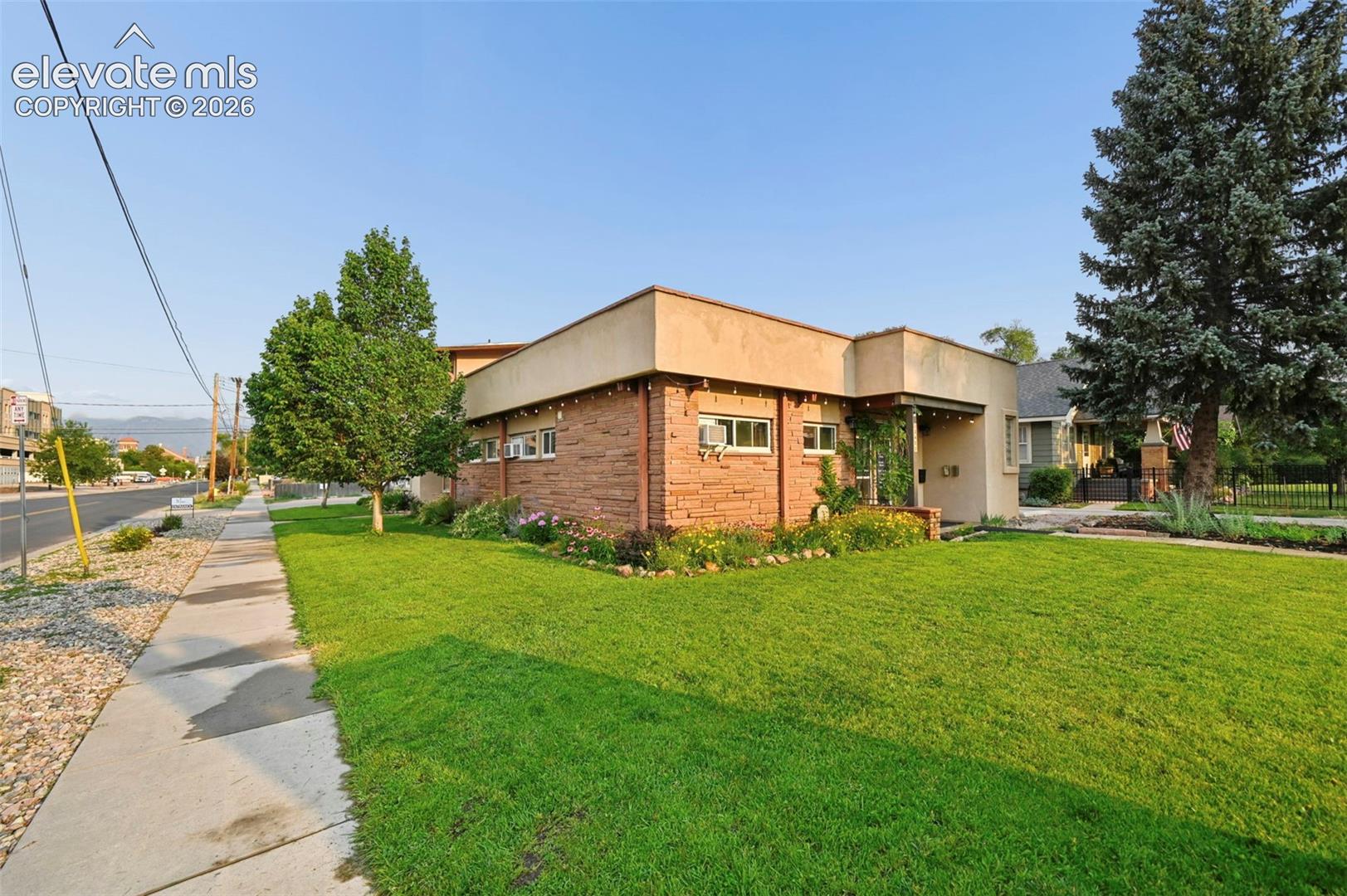 2402 Nevada Ave, Colorado Springs, CO 80907