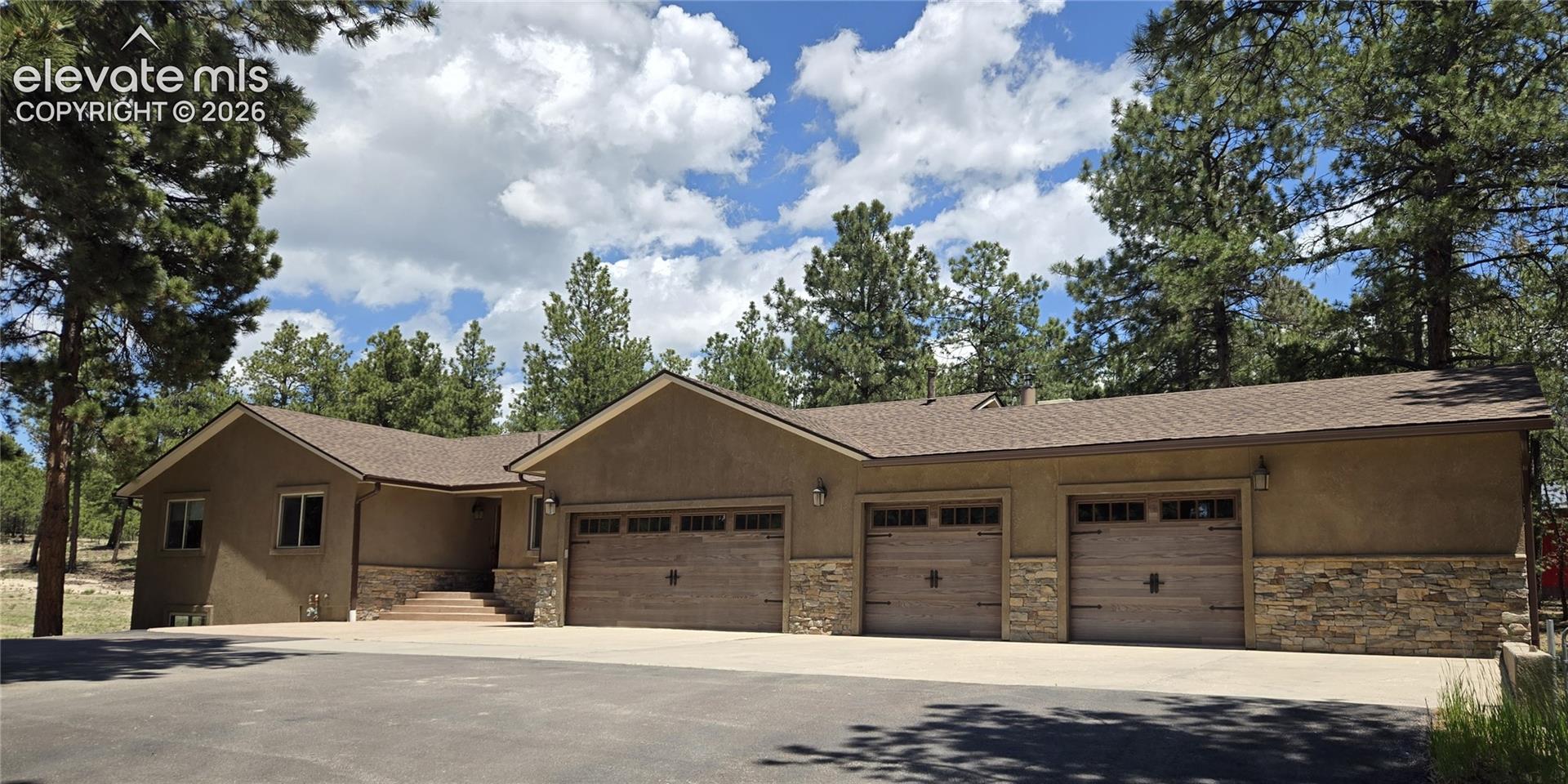 7220 Mcshane Rd, Colorado Springs, CO 80908