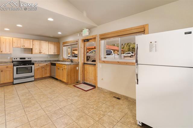 Photo 14 of 350 N Pine Street, Woodland Park