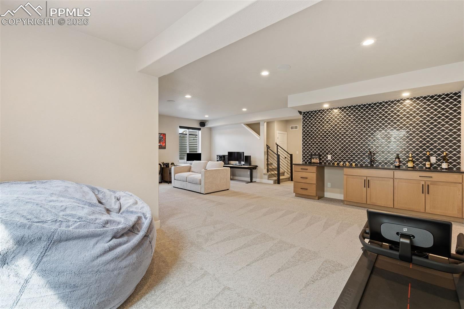 HUGE Rec./Family Room and Wetbar