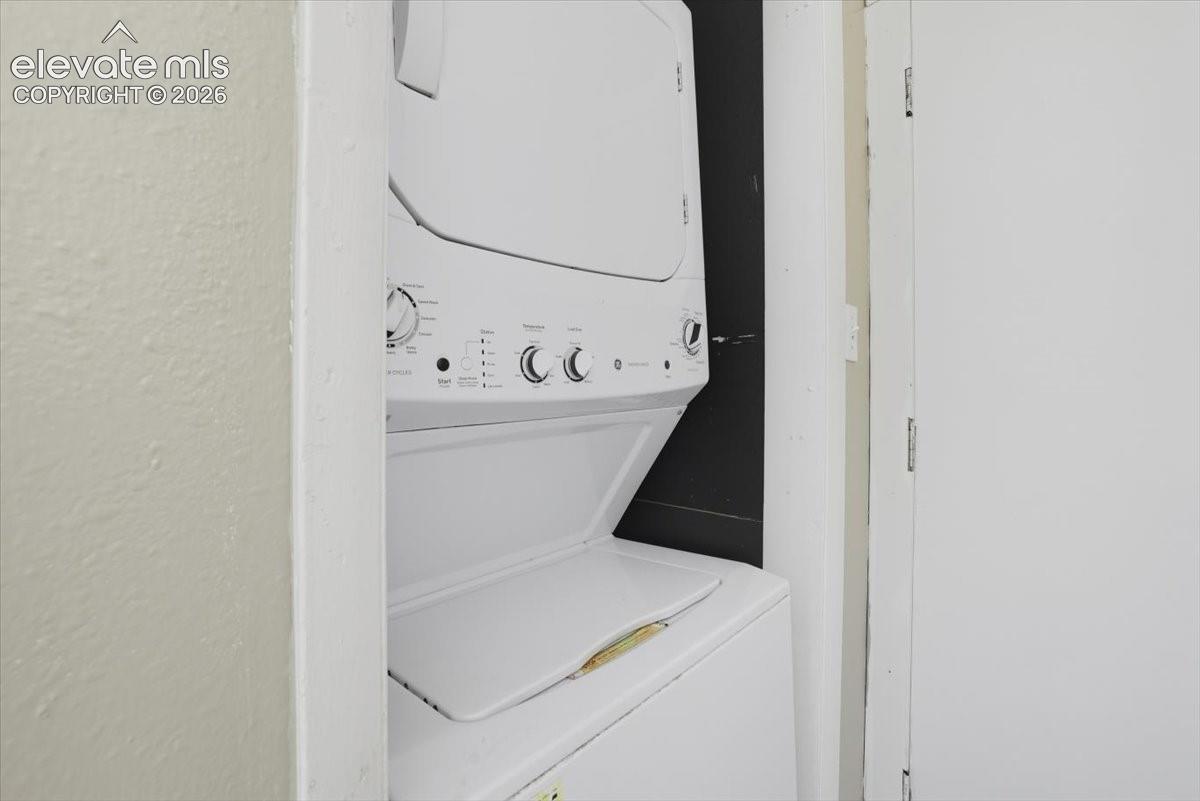 Photo 10 of 834 Tia Juana Street, Colorado Springs