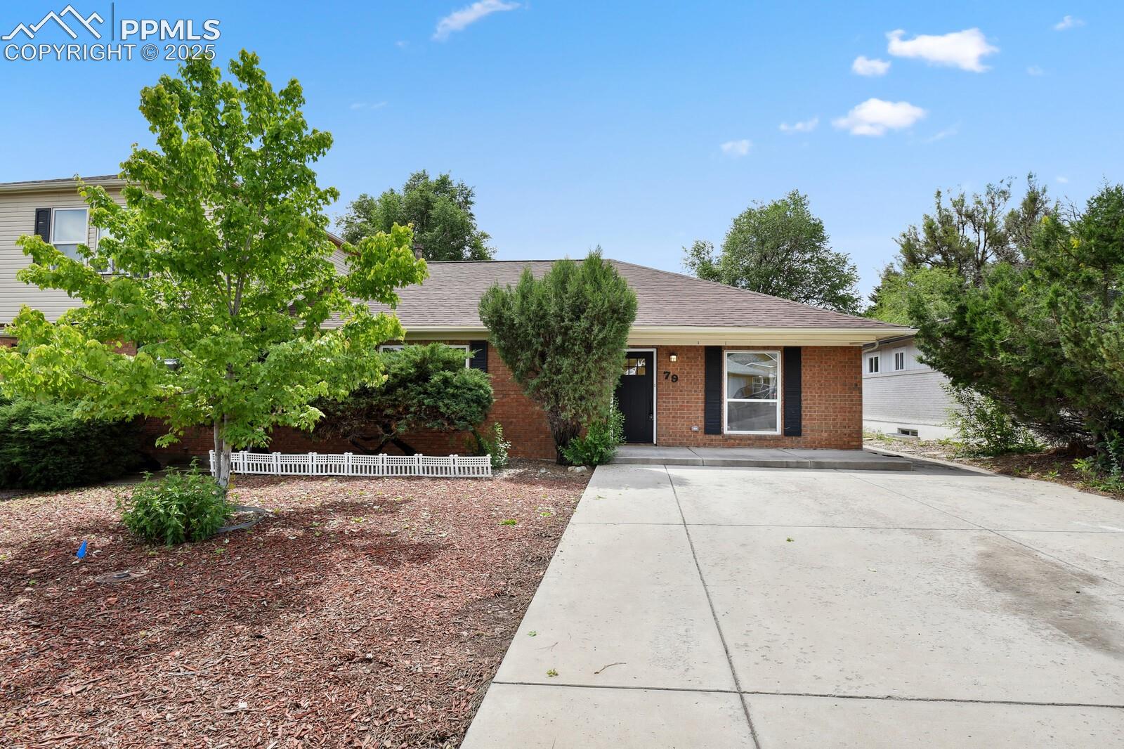 79 W Old Broadmoor Rd, Colorado Springs, CO 80906