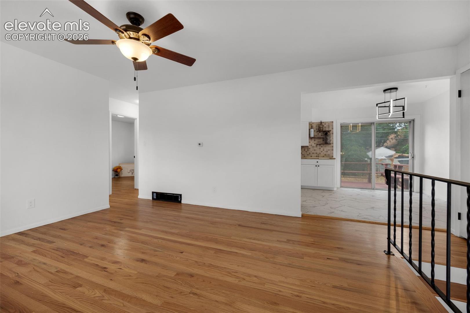 Photo 10 of 98 Landoe Lane, Colorado Springs