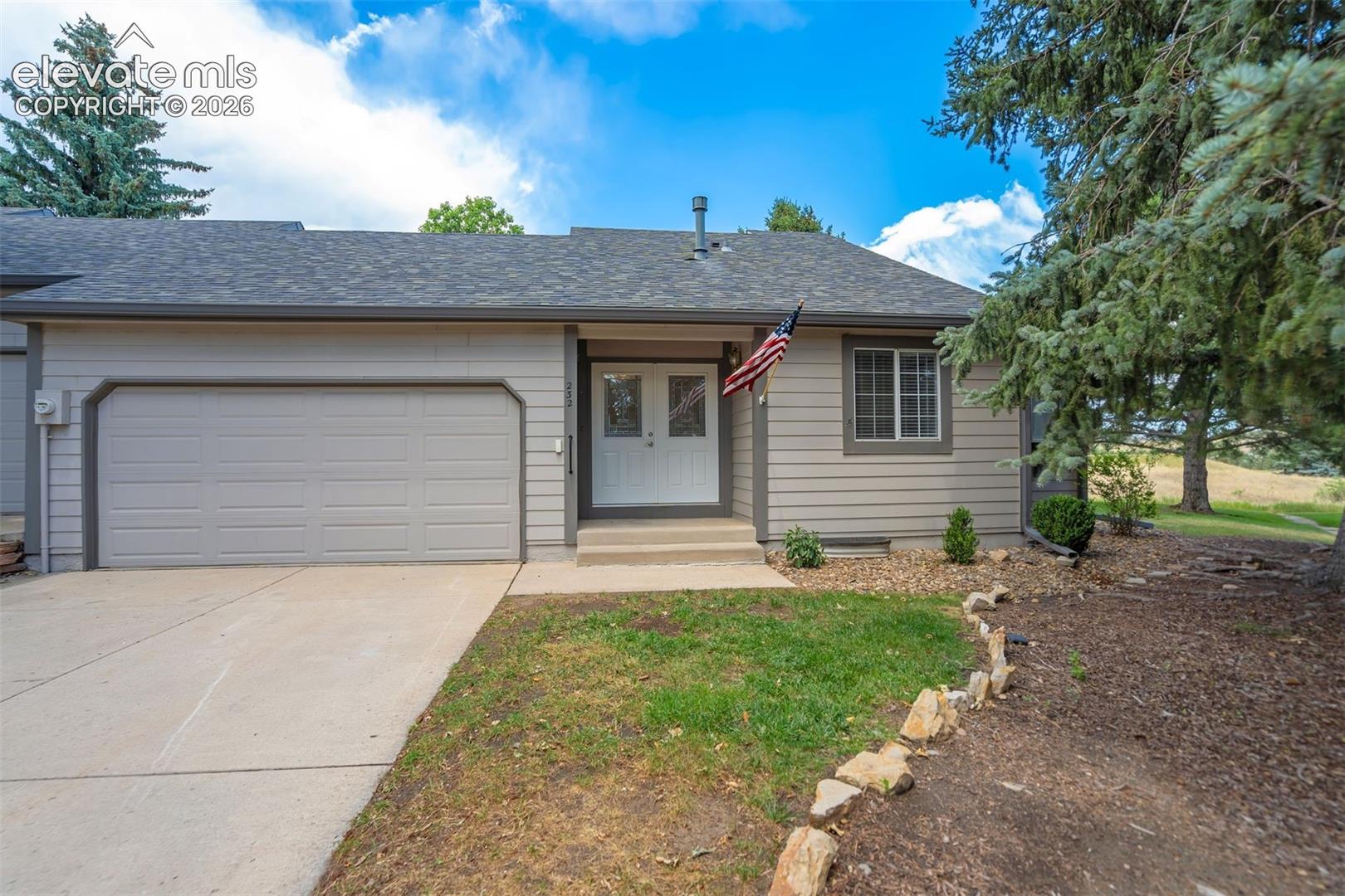 232 Cobblestone Dr, Colorado Springs, CO 80906