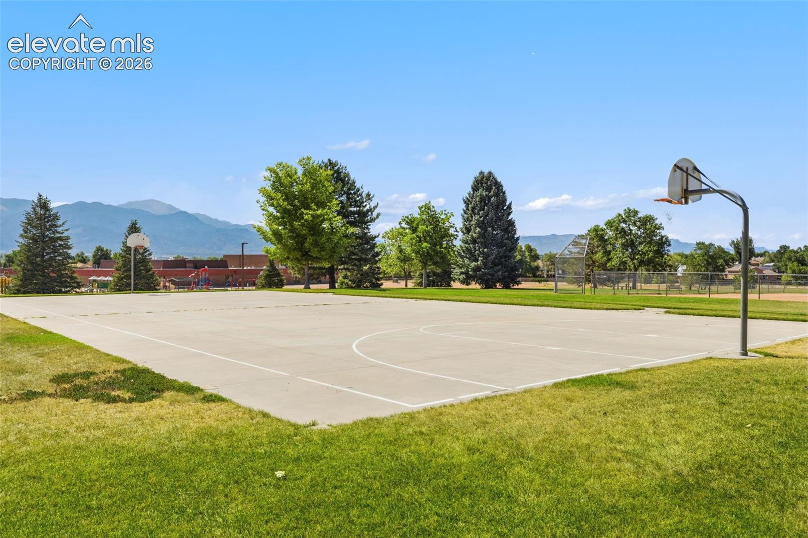 4312 Deerfield Hills Rd, Colorado Springs, CO 80916