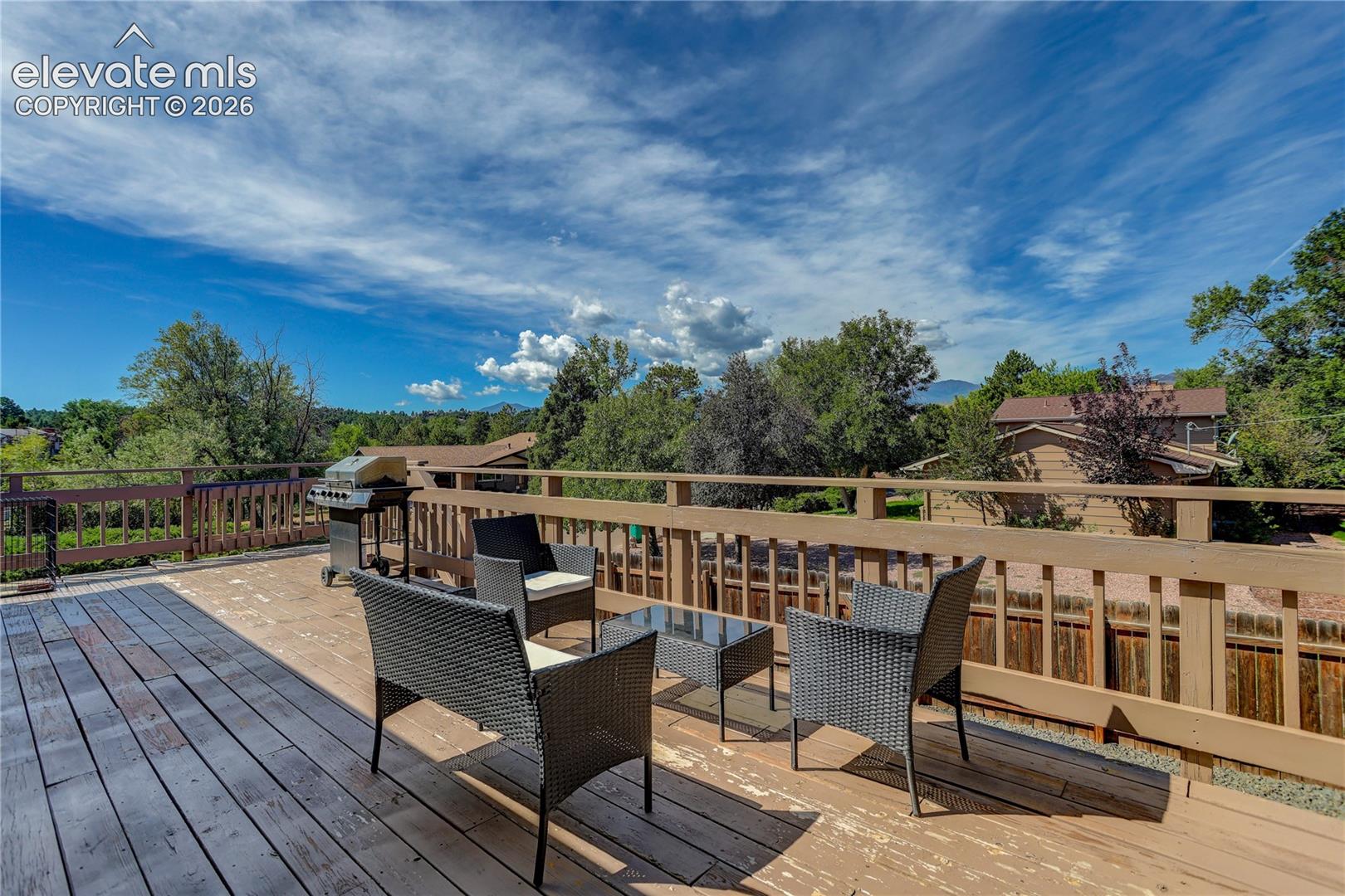 - deck