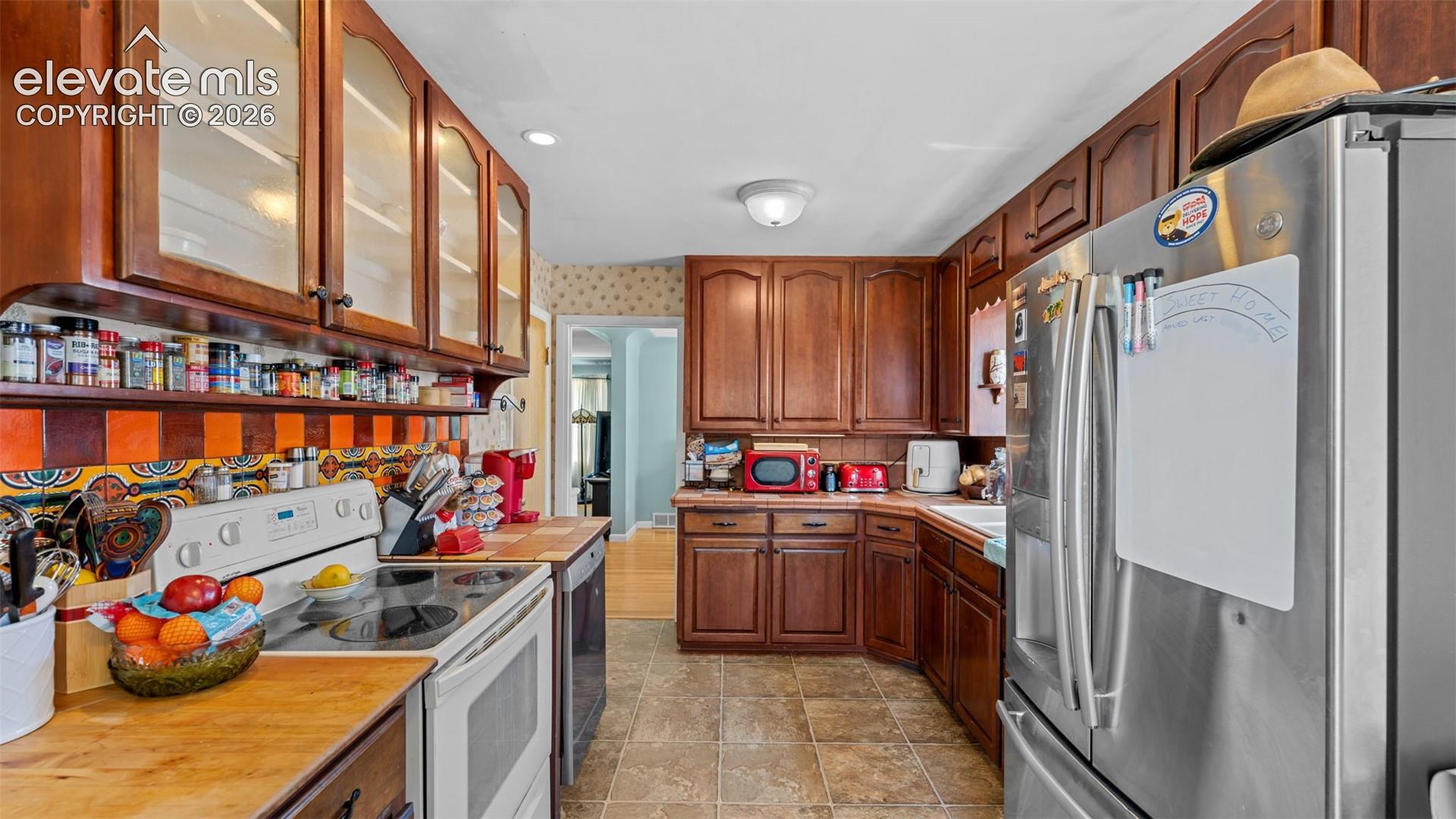 Photo 8 of 28 N Logan Avenue, Colorado Springs