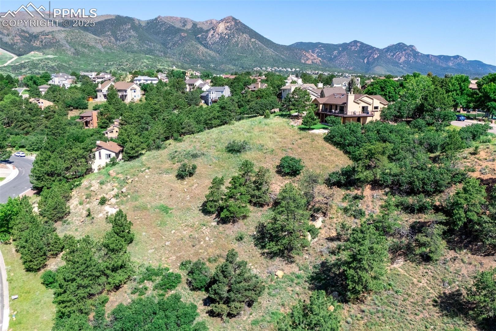 Photo 14 of 7137 Oak Valley Drive, Colorado Springs