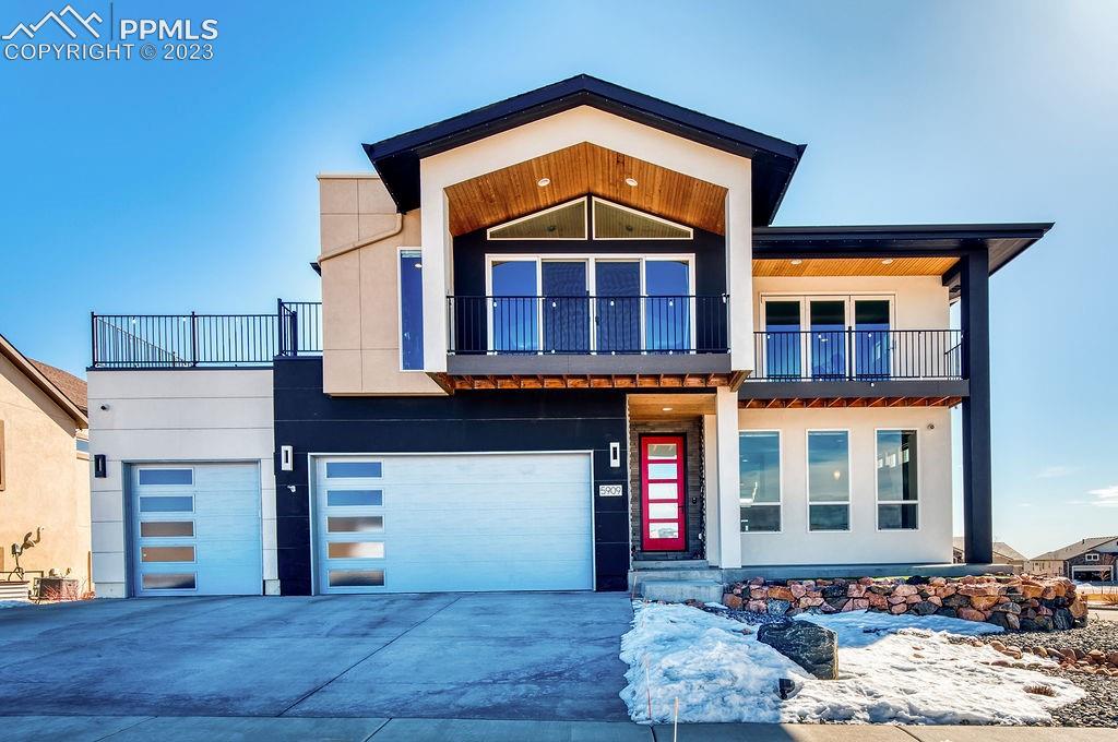 5909 Cubbage Drive
