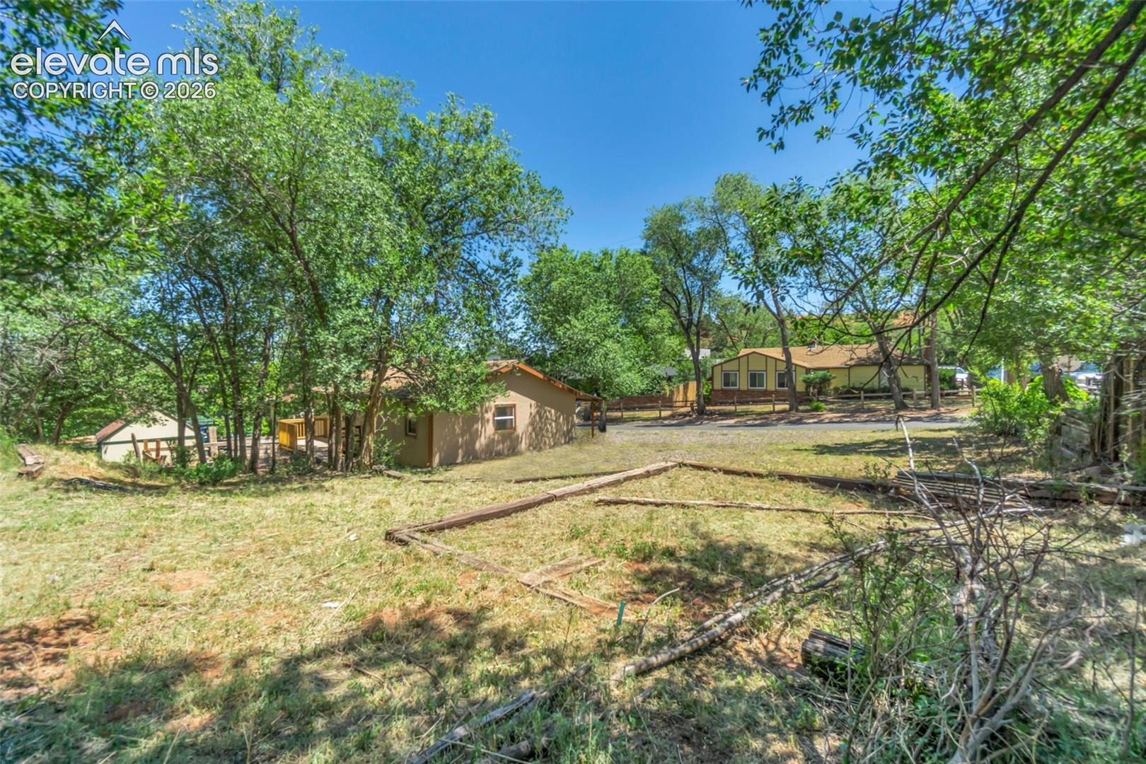 Double Lot that backs to open/common area