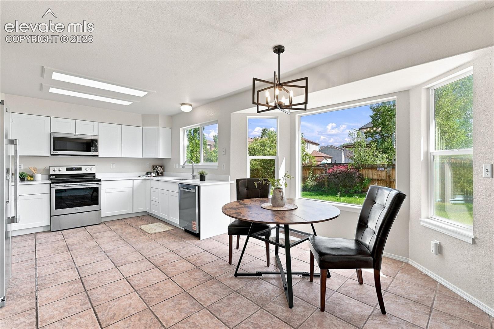 Photo 9 of 4470 Kashmire Drive, Colorado Springs