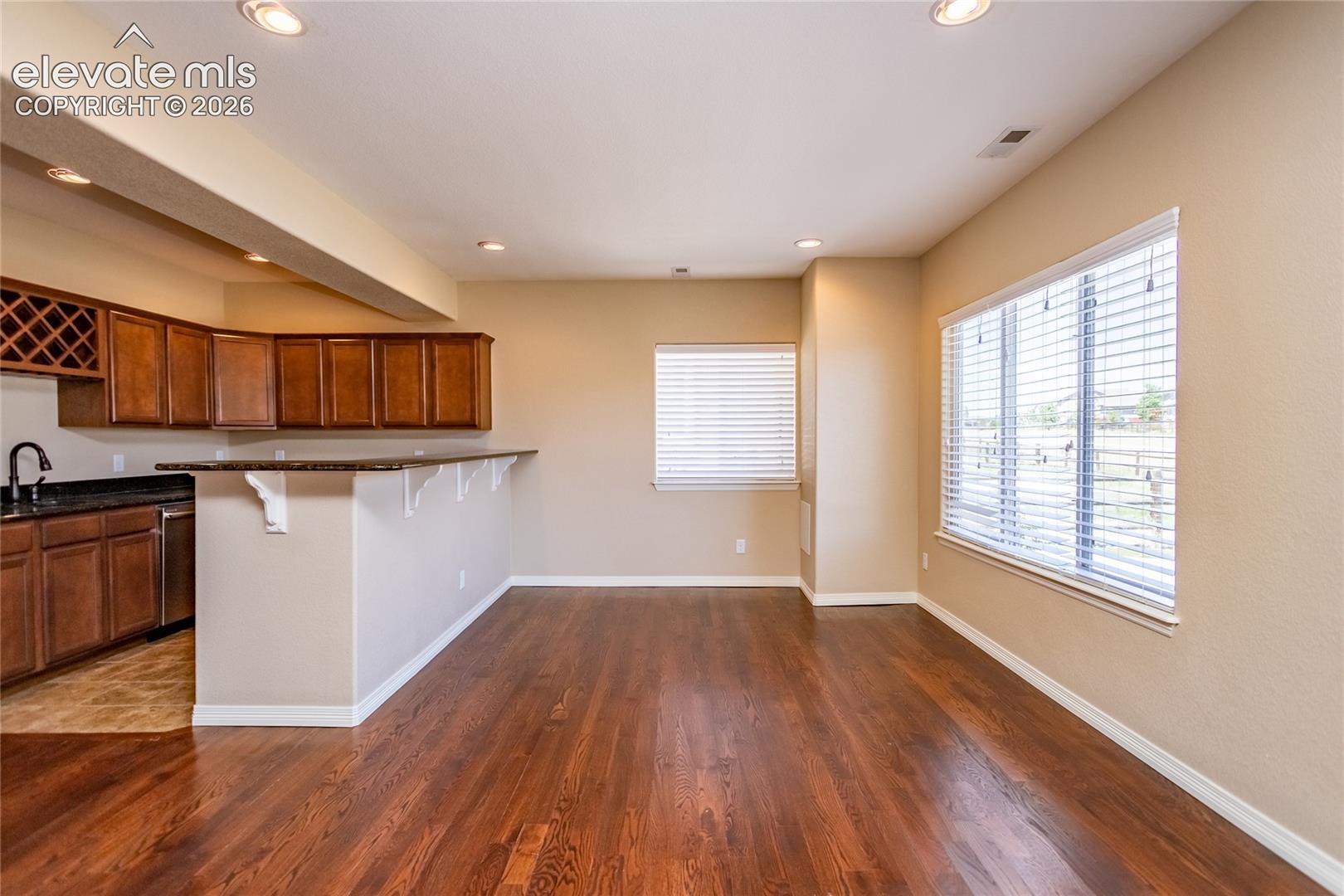 With Wet Bar