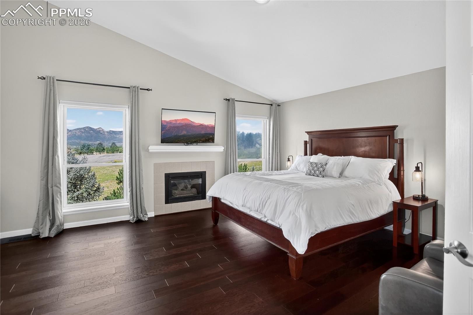 Primary suite - upper level