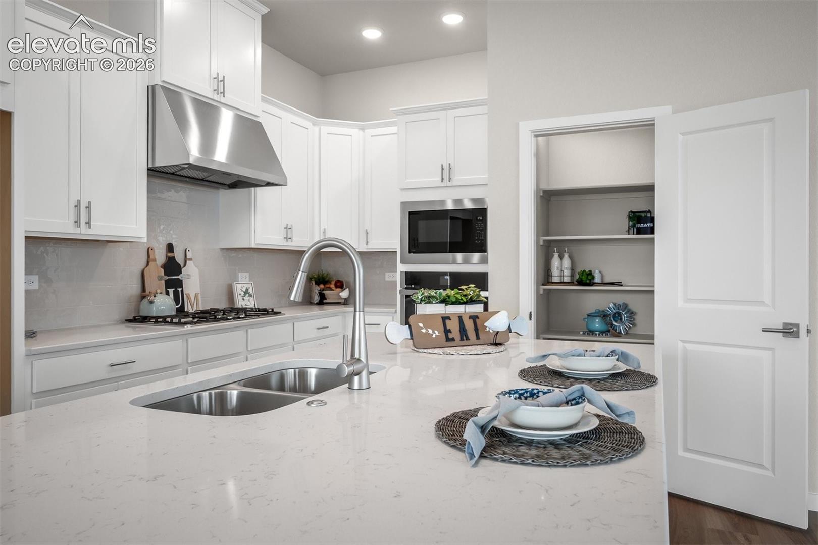 Photo 6 of 6689 Knapp Drive, Colorado Springs