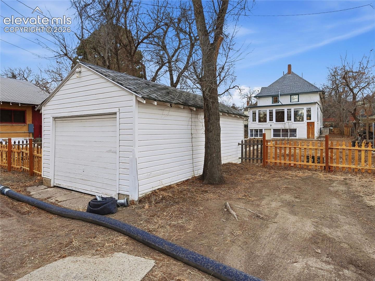 Detached garage.