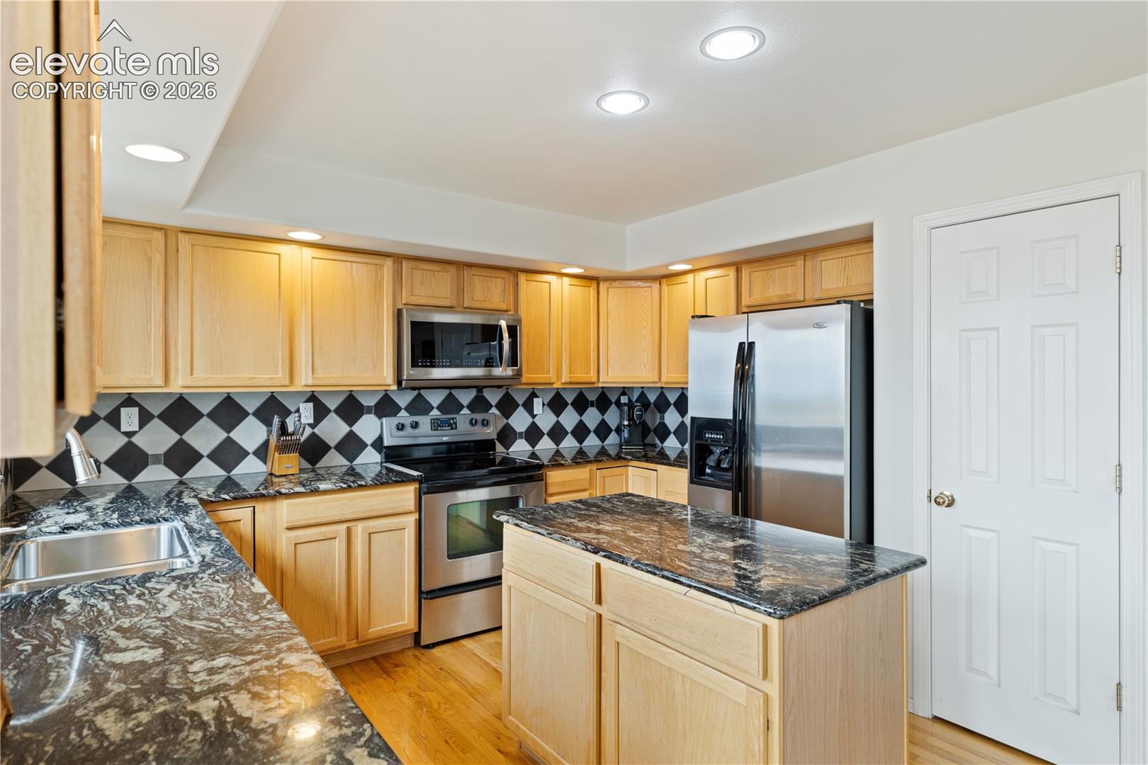 Photo 10 of 3916 Roan Drive, Colorado Springs