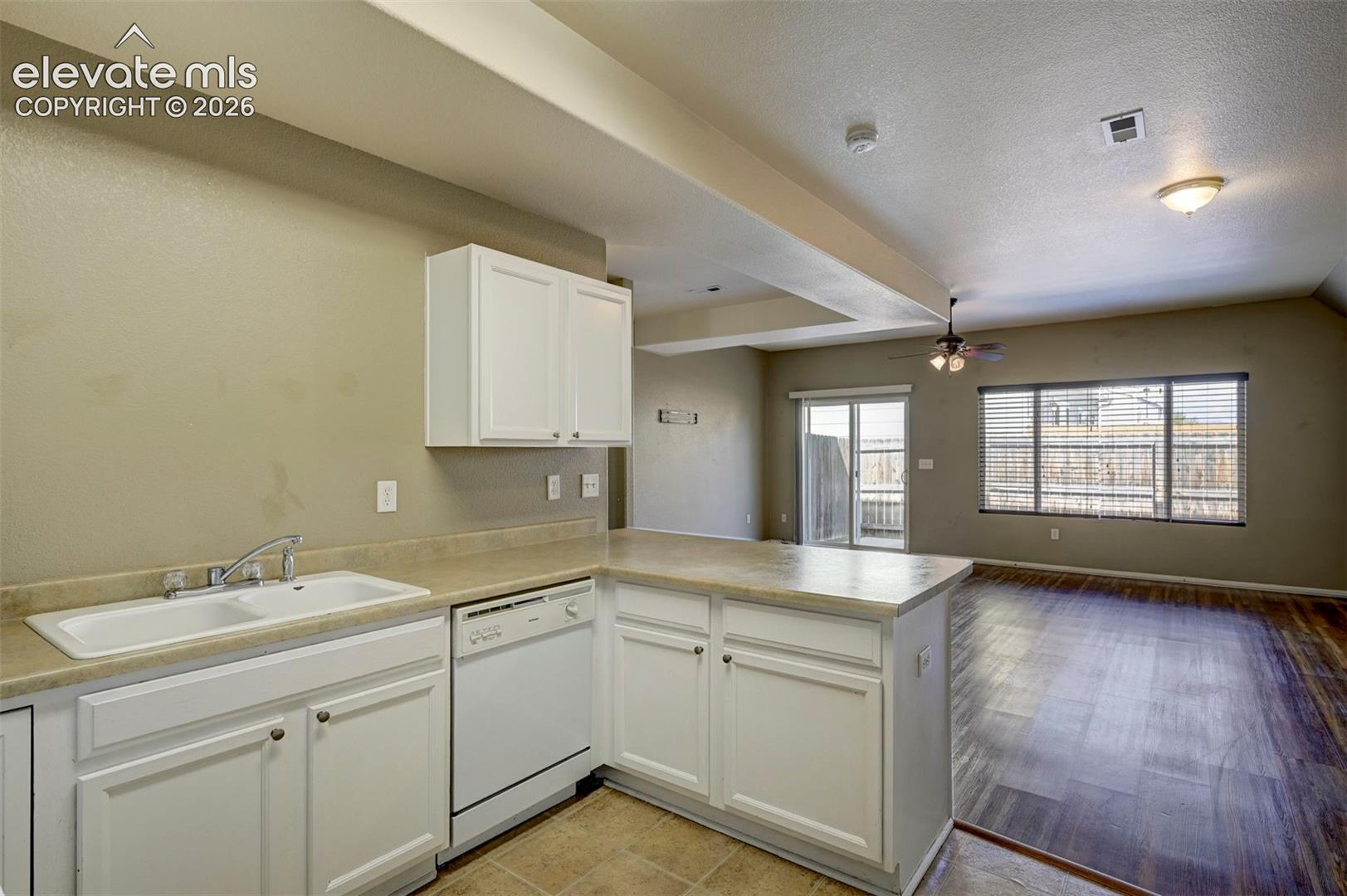 Photo 9 of 863 Red Thistle View, Colorado Springs