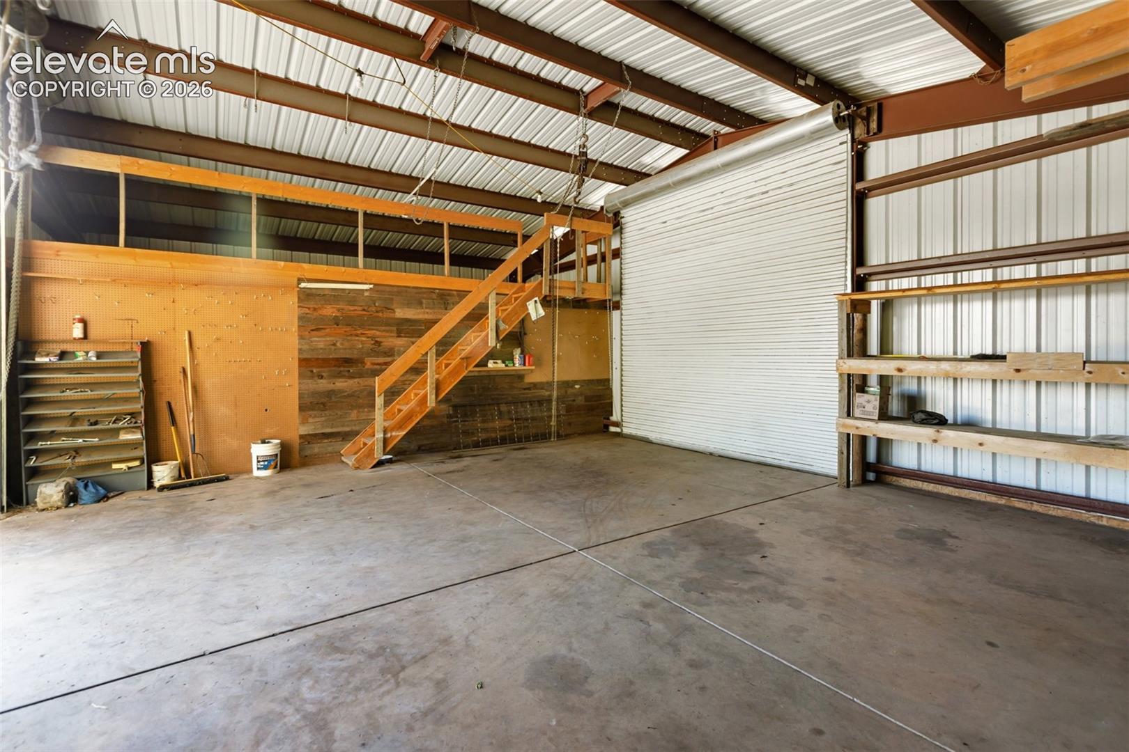 Shop with loft for office or storage