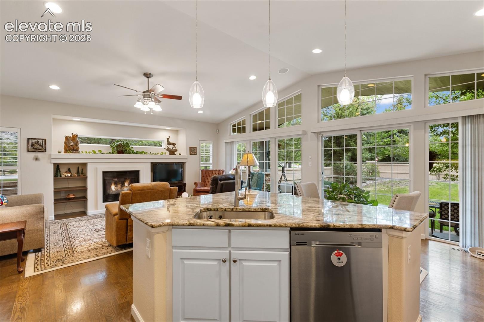 Photo 17 of 3385 Hollycrest Drive, Colorado Springs