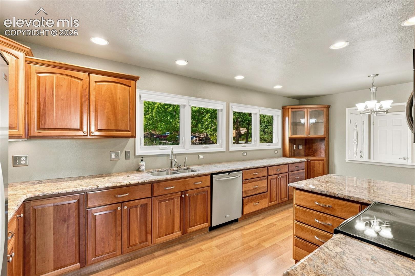 Photo 10 of 2706 Andromeda Drive, Colorado Springs