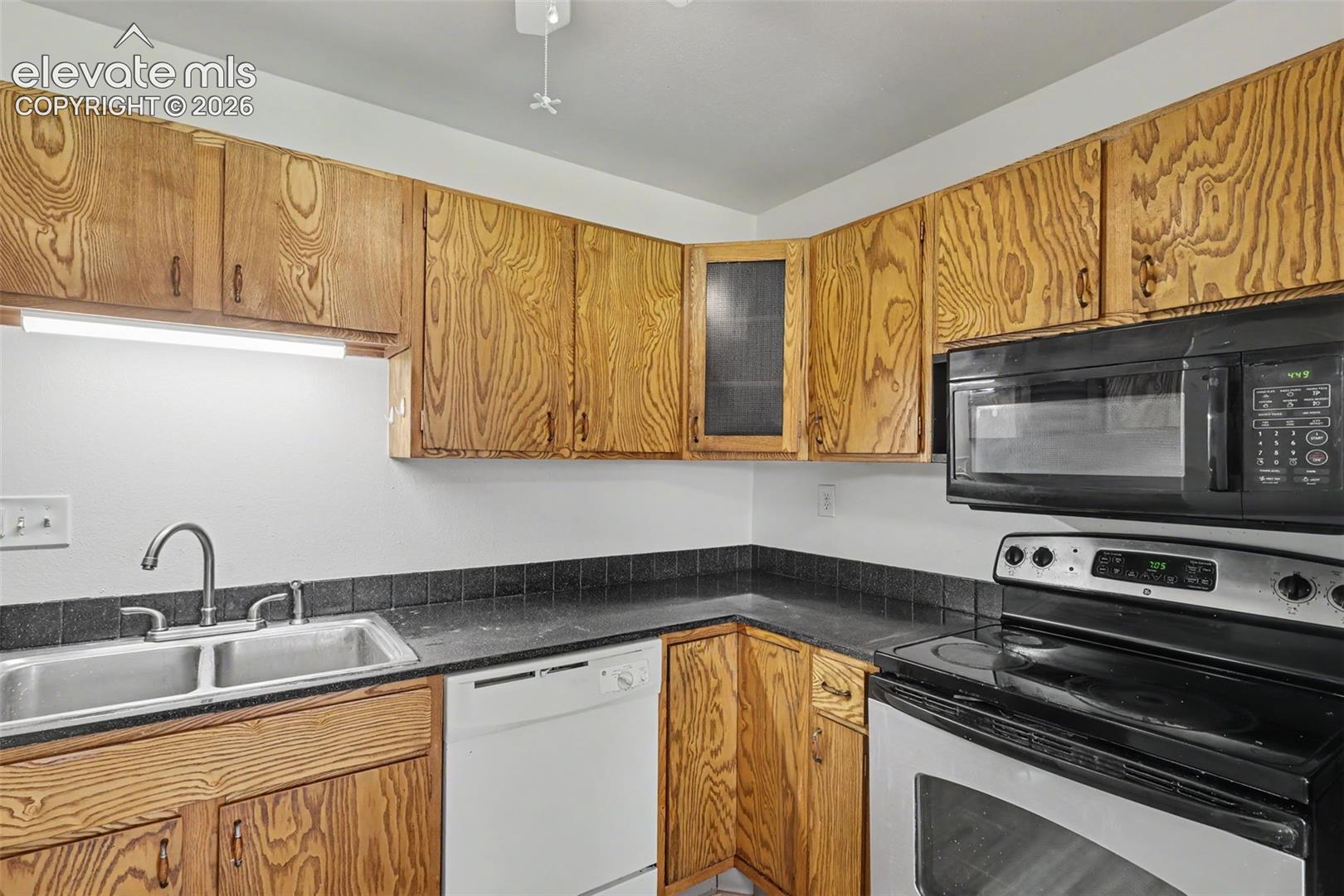 Photo 12 of 434 Valley Hi Circle #D23, Colorado Springs