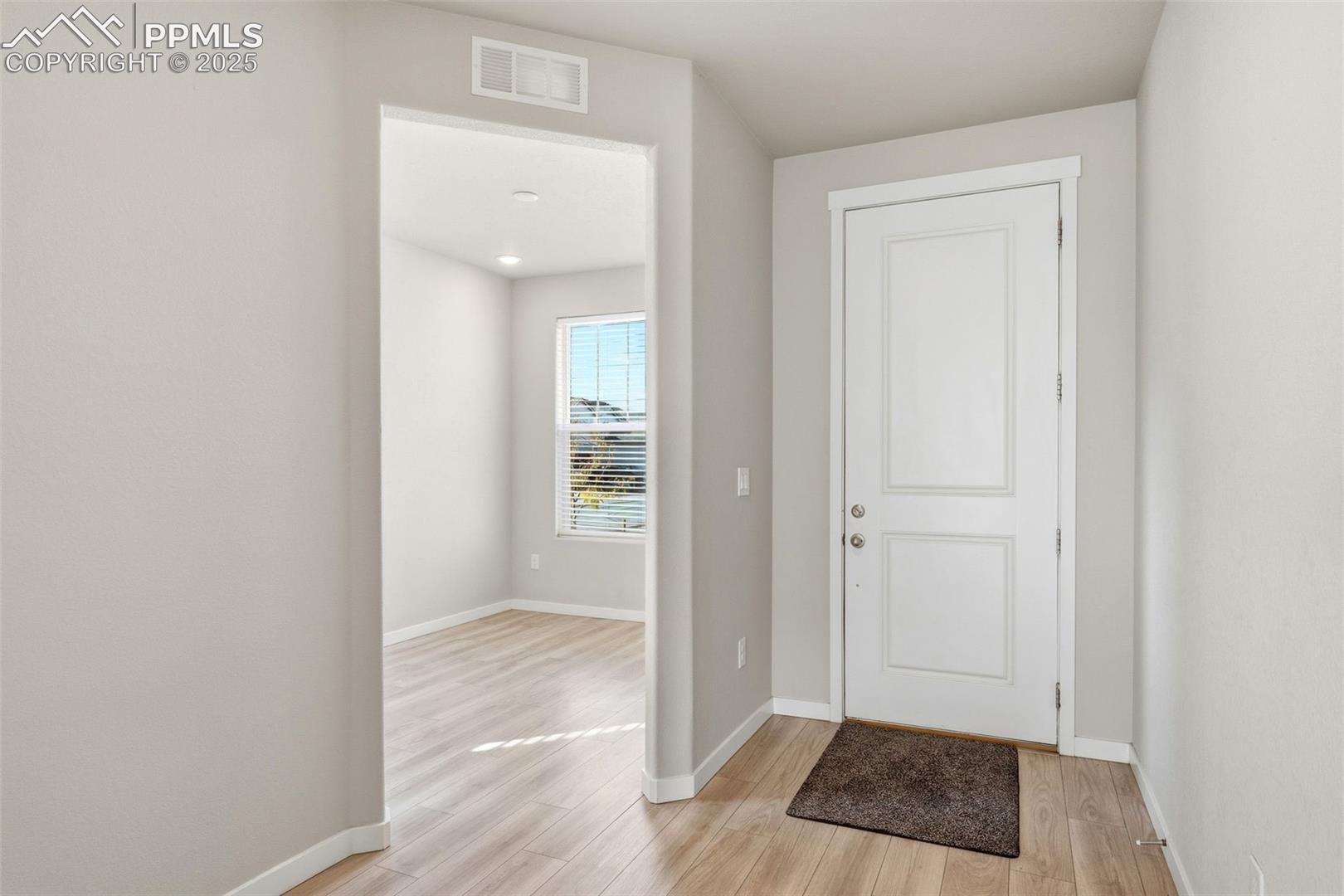 Photo 7 of 5459 Sidewinder Drive, Colorado Springs